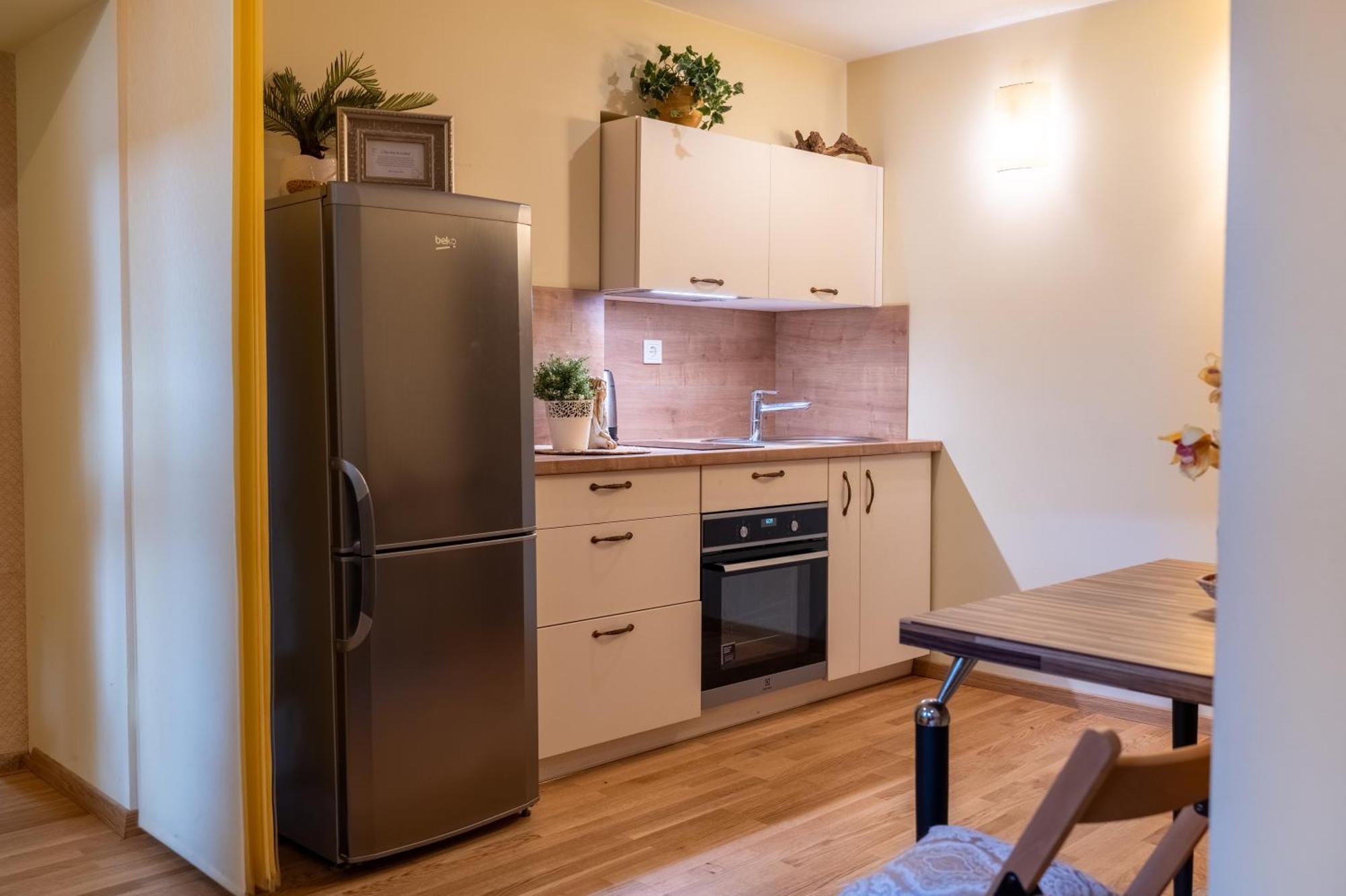 Cozy Suite With Inner Yard VNO Buitenkant foto