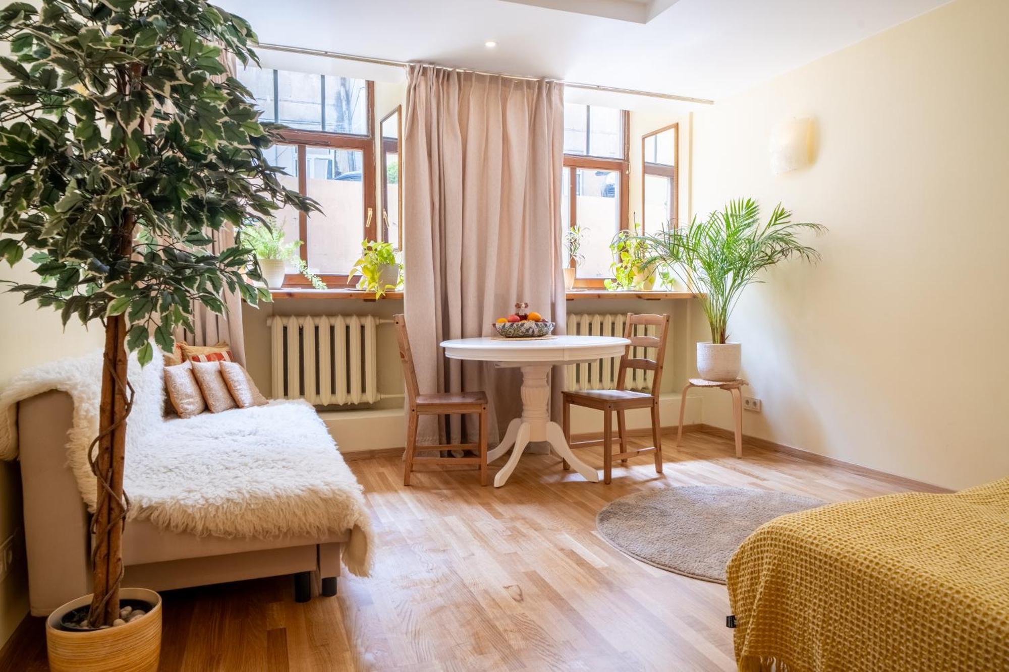 Cozy Suite With Inner Yard VNO Buitenkant foto