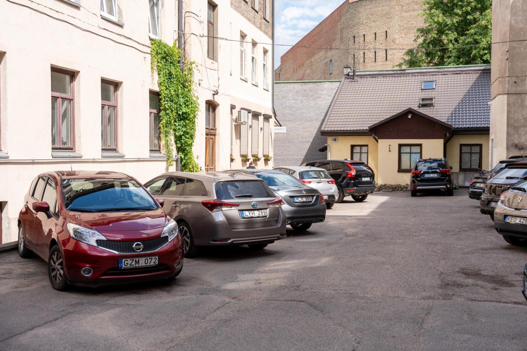 Cozy Suite With Inner Yard VNO Buitenkant foto